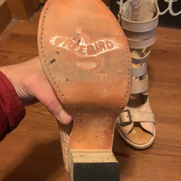 Bonds - Picture 5 of 5